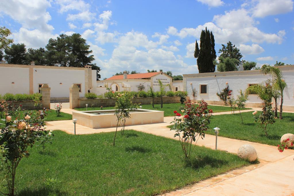 Masseria Zambardo Villa San Vito dei Normanni Exterior photo