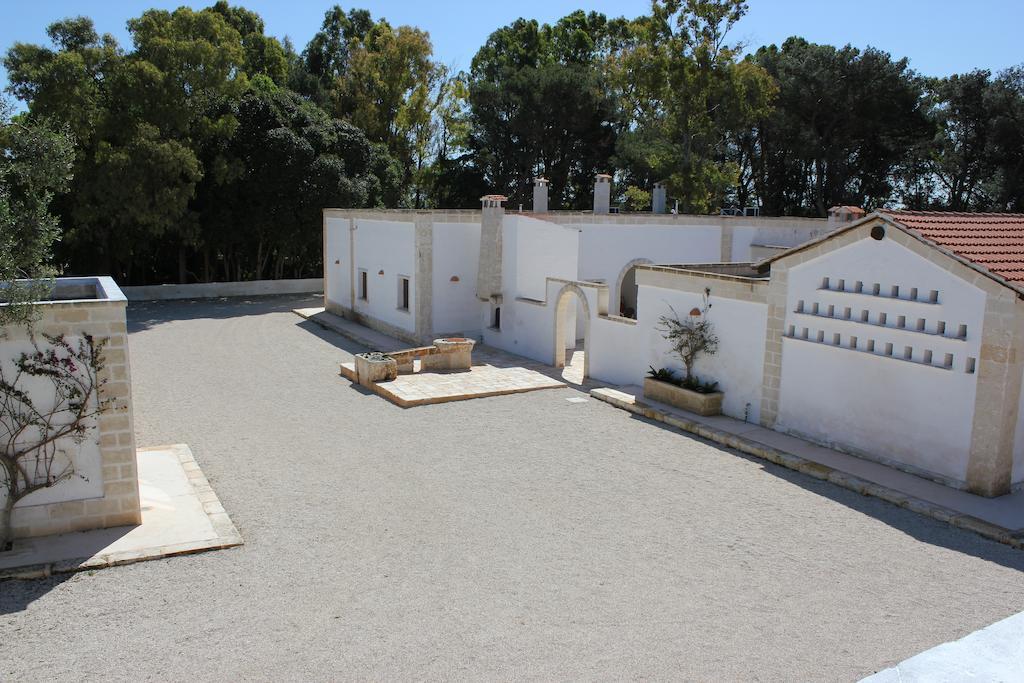 Masseria Zambardo Villa San Vito dei Normanni Exterior photo